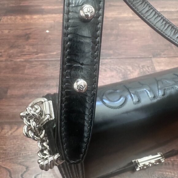 CHANEL Black Patent Leather Large Boy Reverso Bag - Picture 9 of 16